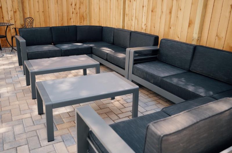 Evolve Duluth Outside
